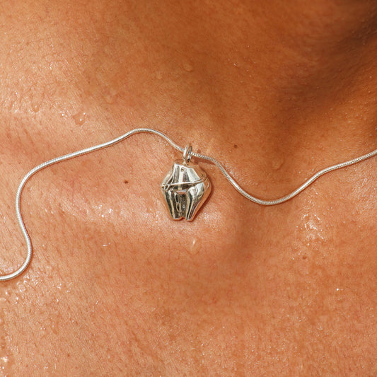 Tiny Nayika Pendant & Chain